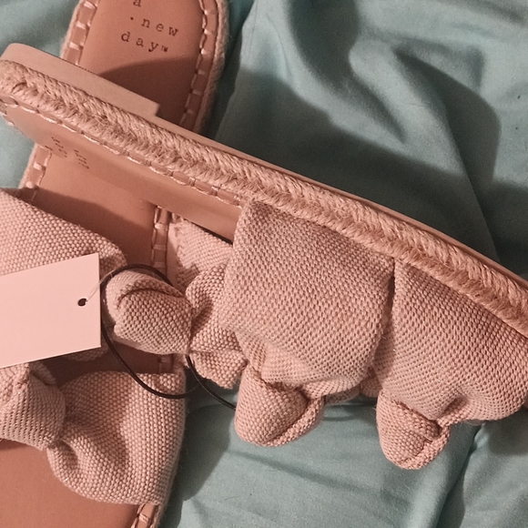 Slides - Picture 3 of 4